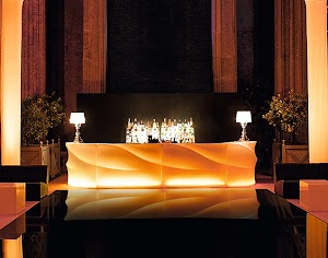 Hops & Bubbles bar hire place picture